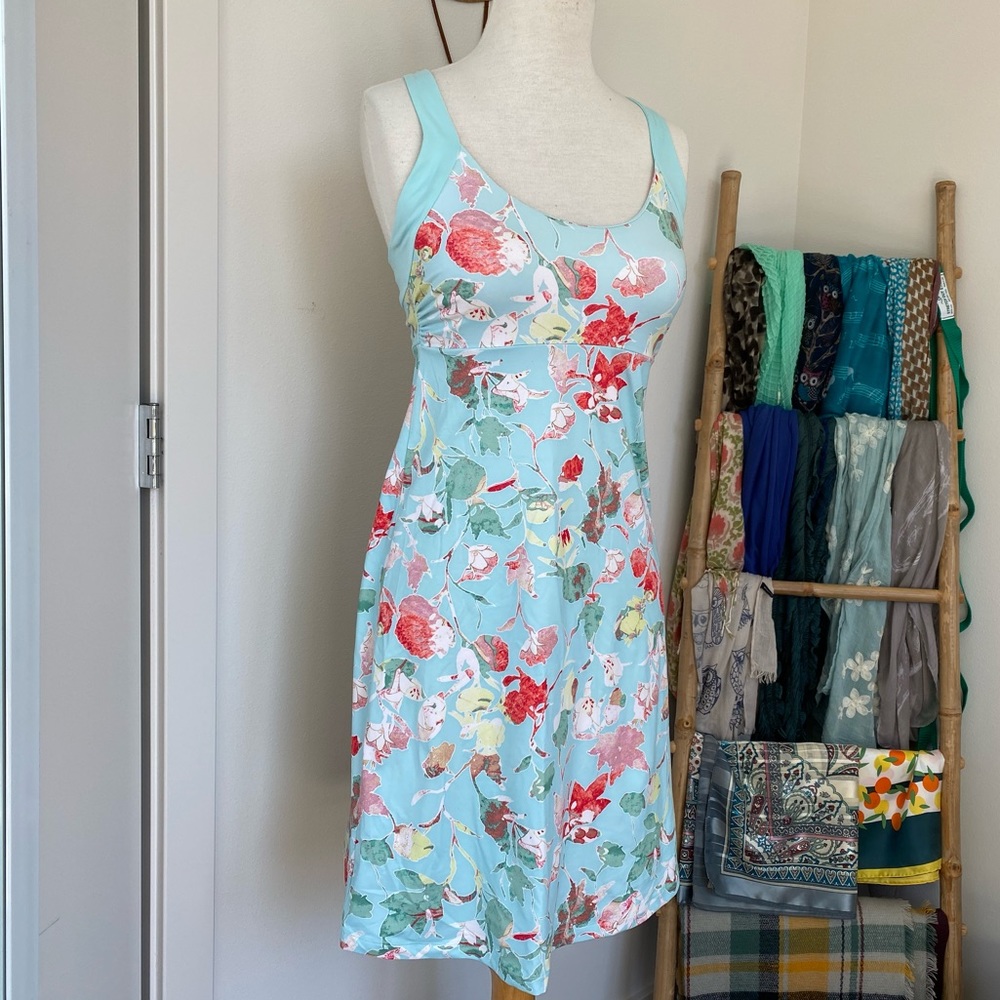Patagonia athletic dress in fun floral